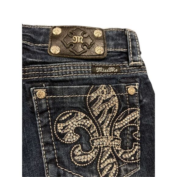 MISS ME Rhinestones embroidered capri jeans - Picture 9 of 12